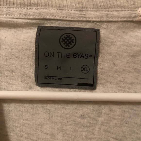 ❌SOLD❌ Men’s Gray Pocket Tee / T-Shirt - Picture 3 of 3